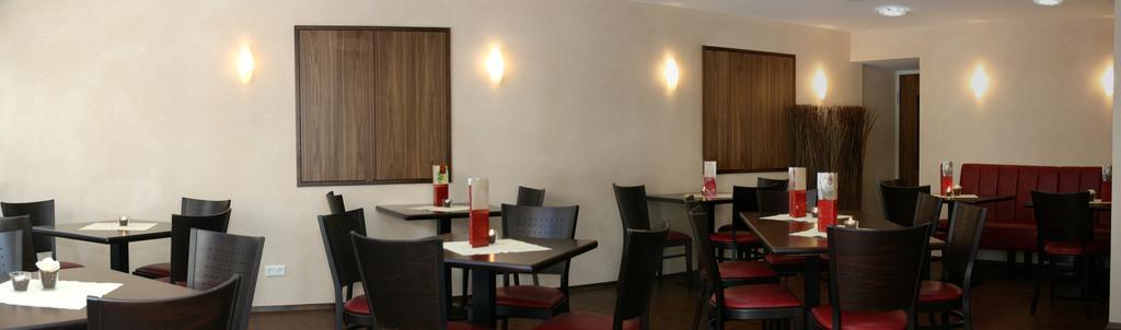 Hotel & Restaurant Lamm Mosbach  Exterior foto